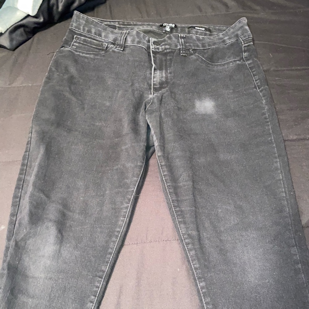Black washed jeans
